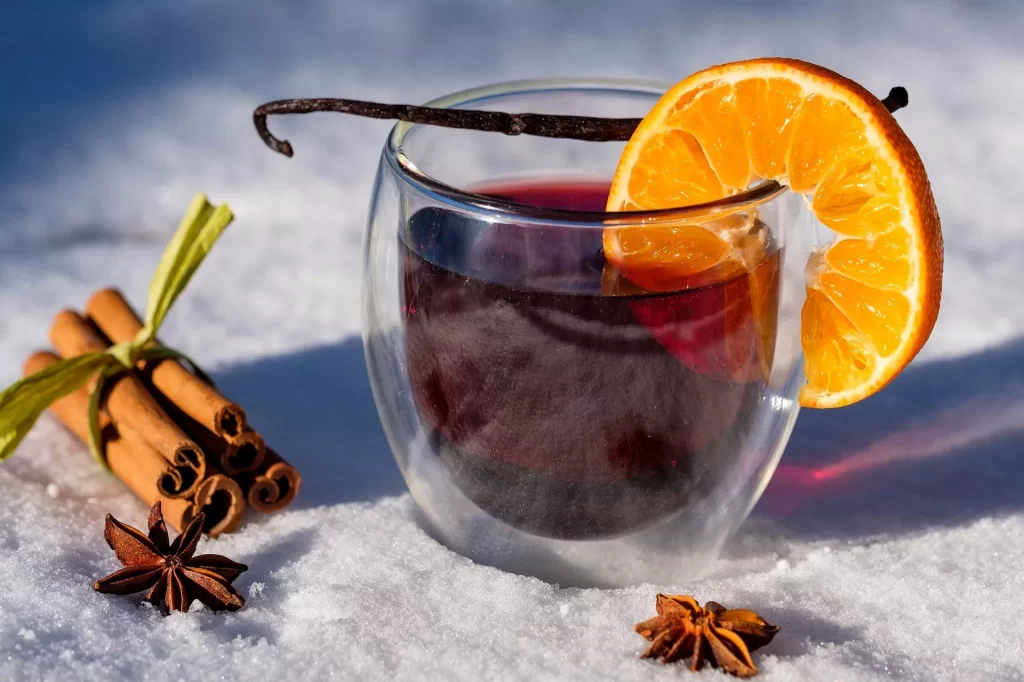 Wintersport Oostenrijk gluhwein
